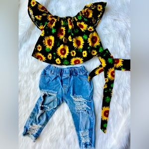 Sun flower off the shoulder outfits - 3 pieces